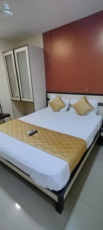 Hotel Minerva Residency - Near Grant Road Railway Station Bombaj Exteriér fotografie